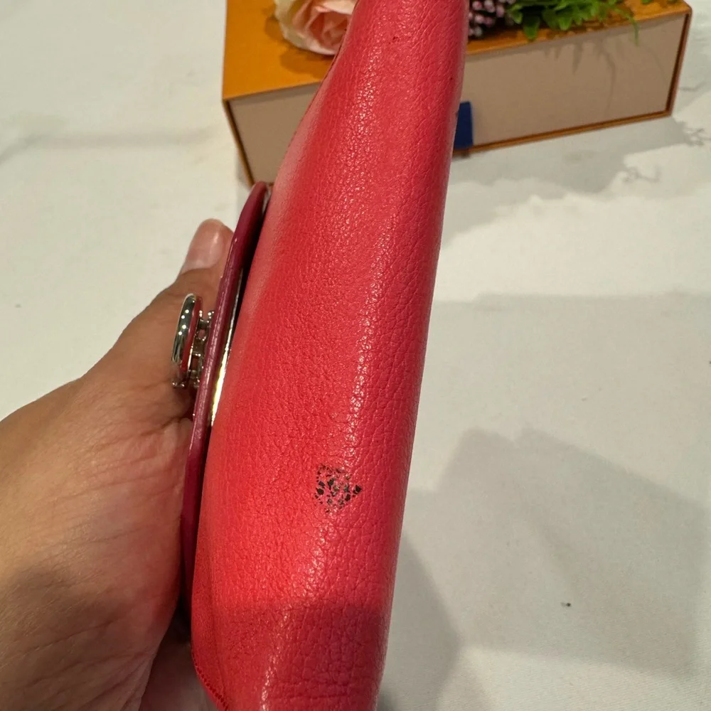 Authentic Salvatore Ferragamo wallet - Picture 12 of 13